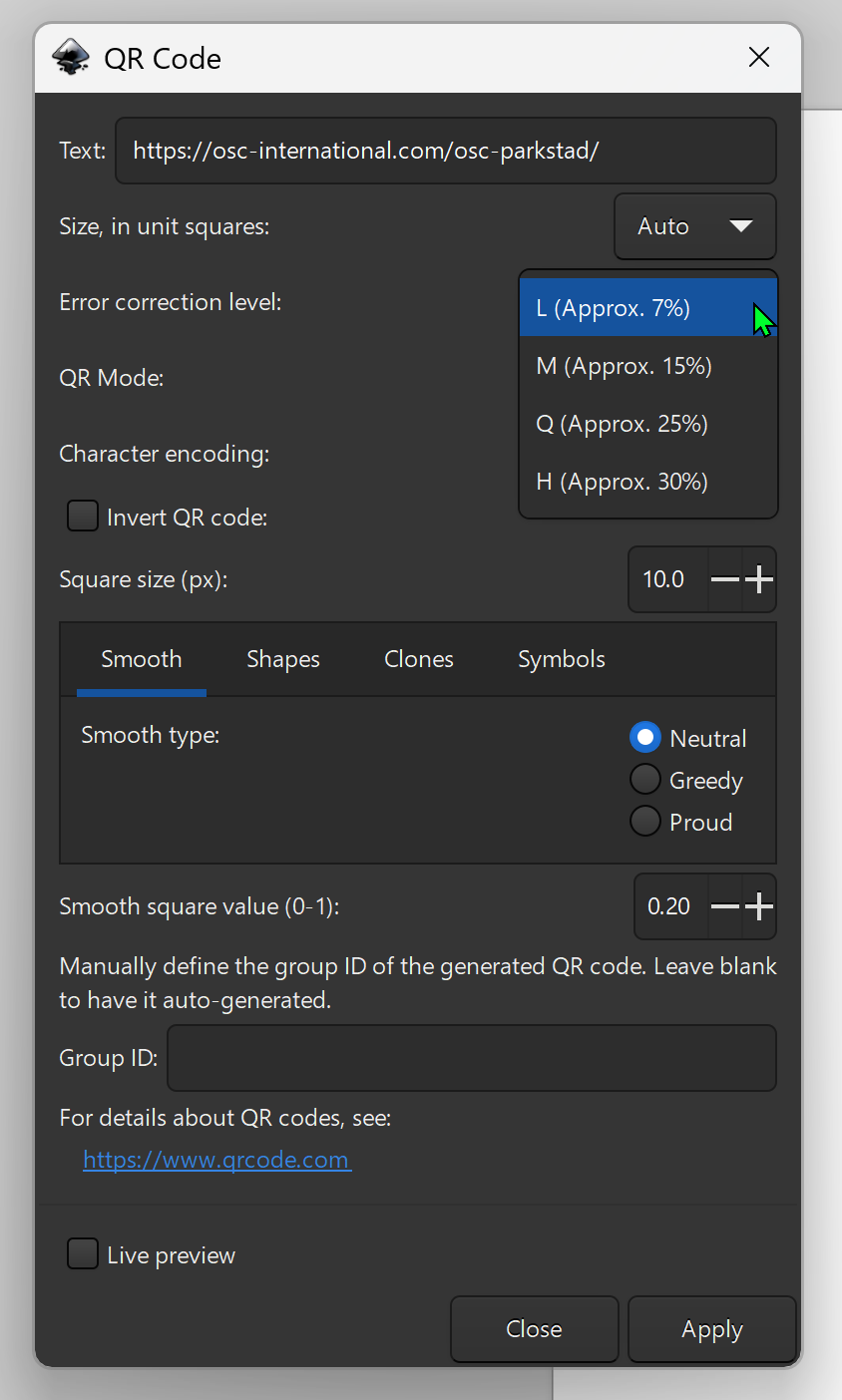 A screenshot of the InkScape application on Windows 10, showing the 'QR Code' dialog, with the 'Error correction level' drop-down menu opened and the mouse cursor hovering over the 'L(ow)' menu option.